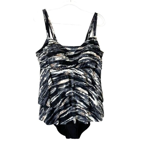 Swim Solutions Macys One Piece Swimsuit Womens Size 20W Tiered - Picture 1 of 7